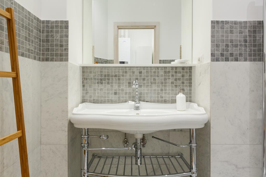 Modern Comfort, Poetic Charm Rome Exterior photo