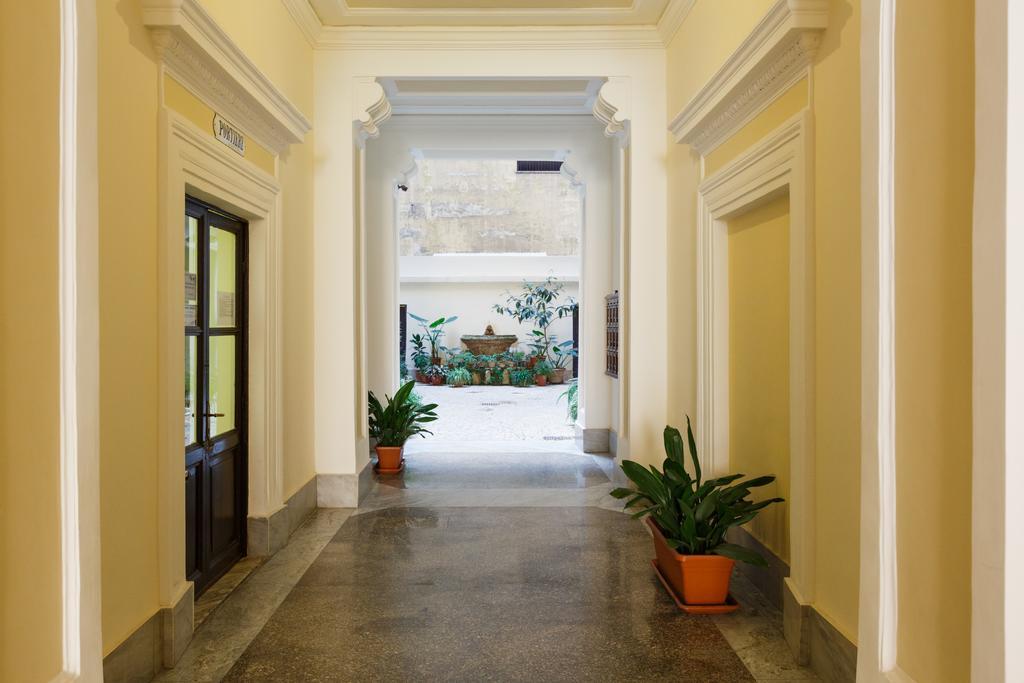 Modern Comfort, Poetic Charm Rome Exterior photo